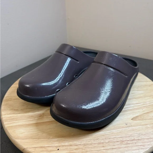 OOFOS unisex OOcloog Luxe Clogs - Picture 3 of 11